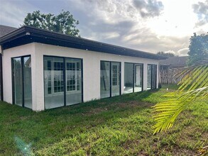 8867 SW 16th St in Boca Raton, FL - Building Photo - Building Photo