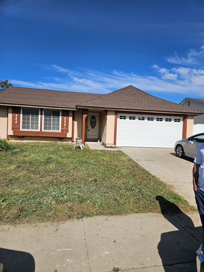 7014 Lemonwood Ln in Lemon Grove, CA - Building Photo - Building Photo