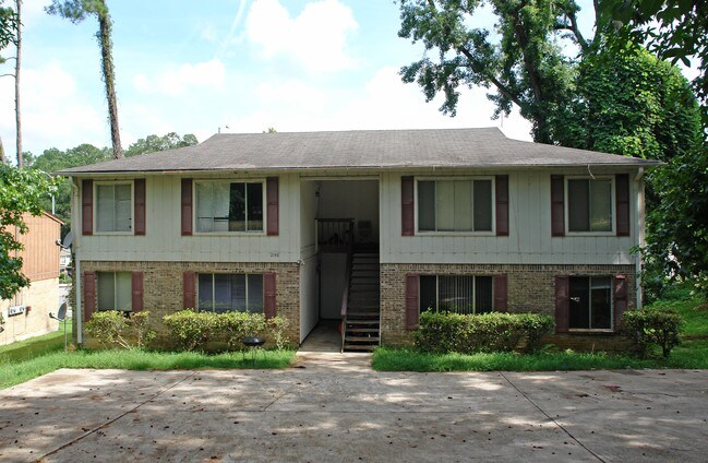 2188 Claremont Ln in Tallahassee, FL - Foto de edificio - Building Photo