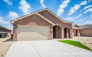 2103 Kirksey Ave in Lubbock, TX - Building Photo - Building Photo