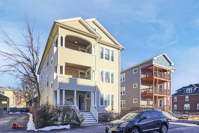 35 Arthur St in Worcester, MA - Building Photo - Building Photo