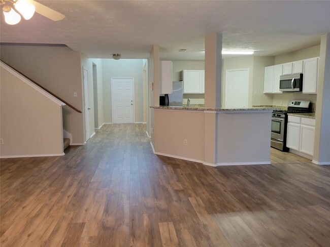 property at 19426 Old Barngate Ln