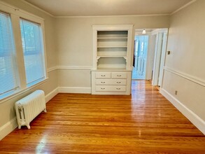 241 Tremont St-Unit -241 in Newton, MA - Building Photo - Building Photo