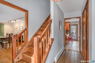 25 Key Rock Rd in Newtown, CT - Building Photo - Building Photo