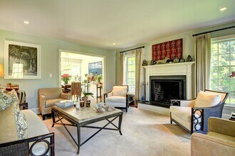 21 Inkberry St in East Hampton, NY - Building Photo - Building Photo