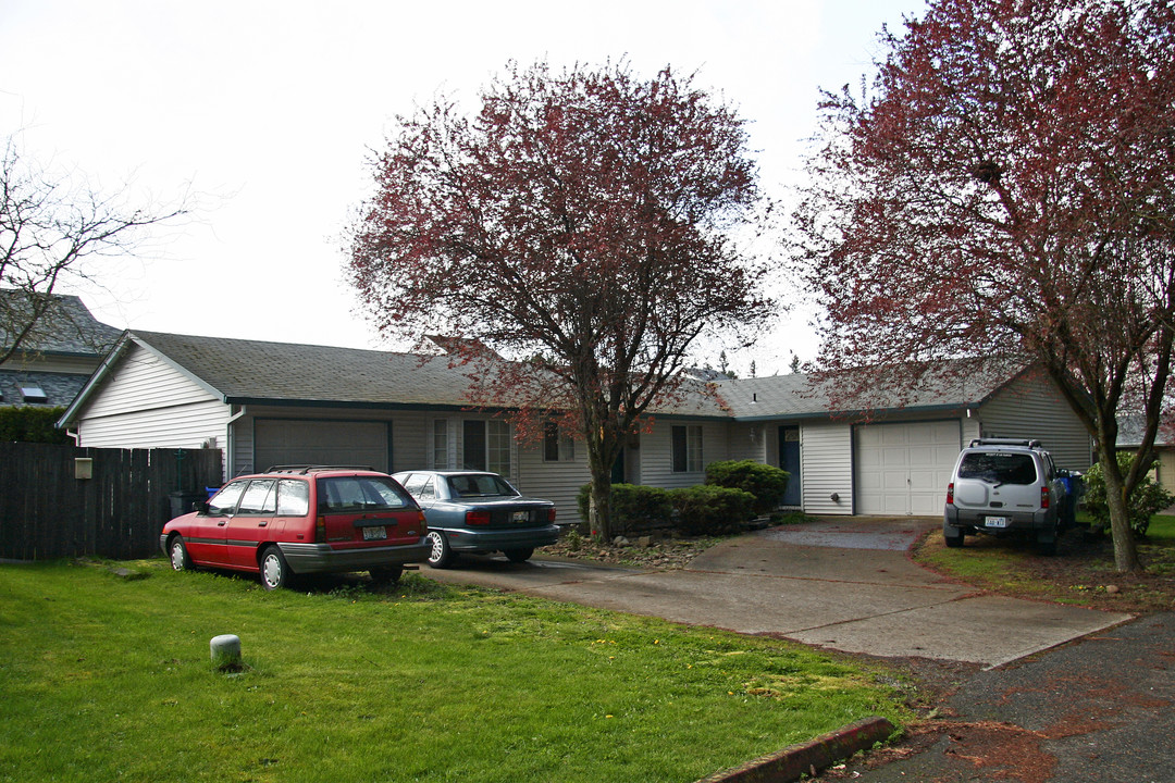 5506 5512 NE 92nd Ct in Vancouver, WA - Building Photo