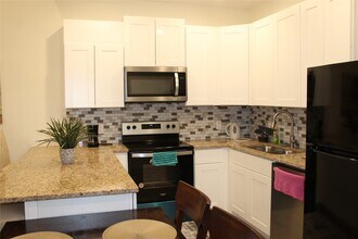16625 E Lynbrook in Montgomery, TX - Building Photo - Building Photo