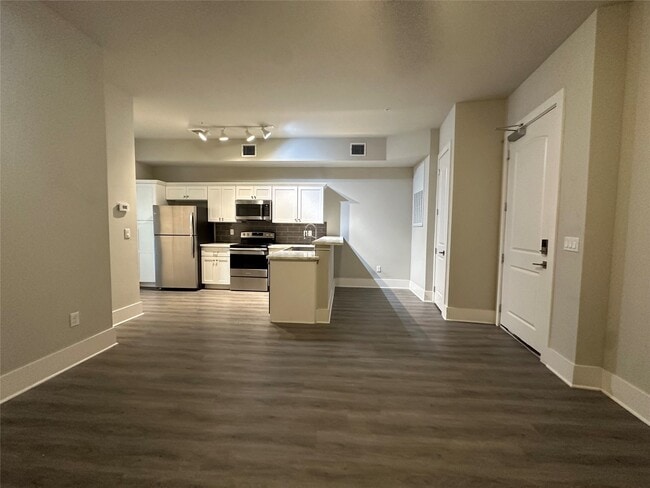 property at 2727 Houston Ave