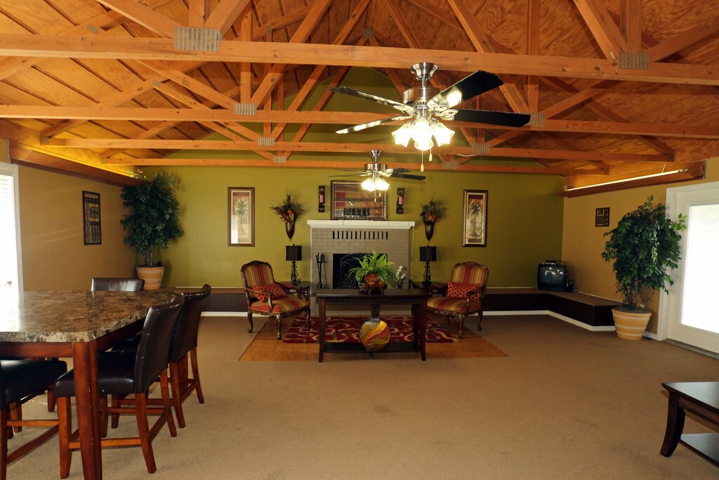 Lake Forest Apartments Brandon, MS Apartments