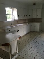 1617 S Main Ave in Portales, NM - Building Photo