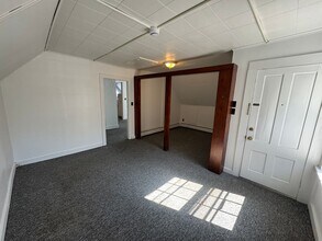 15 Hale St in Randolph, VT - Building Photo - Building Photo