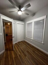 514 Walnut Ct, Unit 1 in Kalamazoo, MI - Foto de edificio - Building Photo