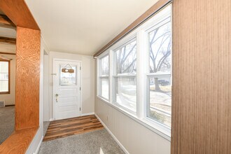 422 S 89th St in Milwaukee, WI - Building Photo - Building Photo