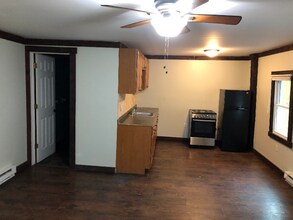 25 N Washington St in Oxford, NY - Building Photo - Building Photo