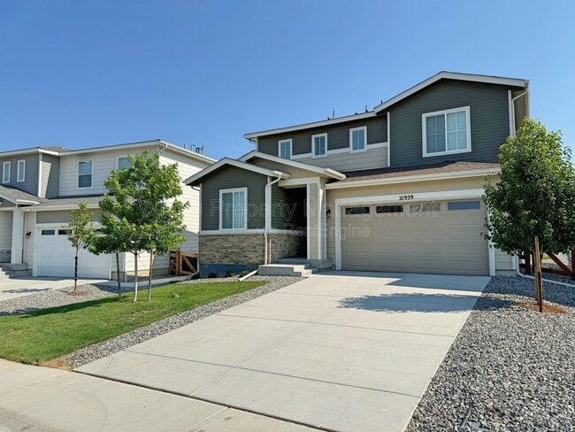 21939 E Stanford Cir in Aurora, CO - Building Photo - Building Photo