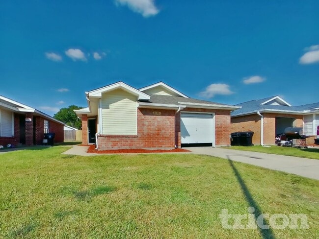 property at 3146 Boynton Dr