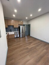 1001 W 31st St in Chicago, IL - Building Photo - Building Photo