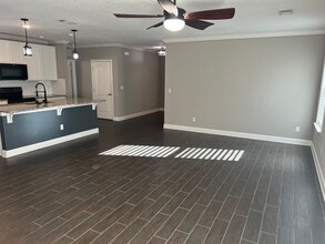 130 Walnut Wy in Kingsland, GA - Building Photo - Building Photo