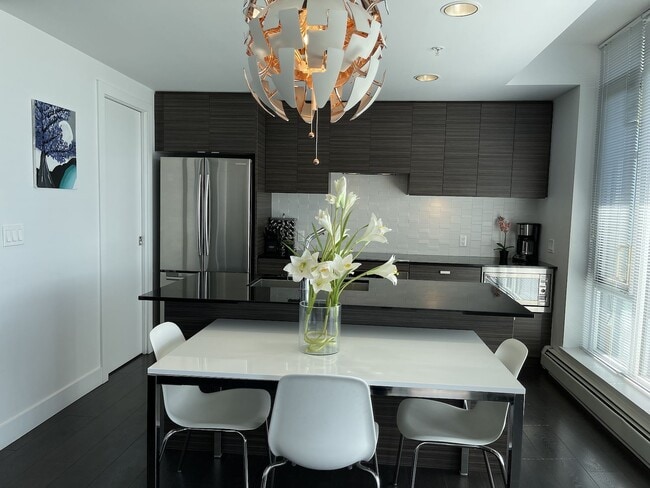 1500-1500 7 St SW in Calgary, AB - Building Photo - Building Photo