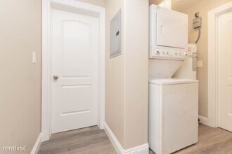 1225 F St in Sacramento, CA - Building Photo - Building Photo