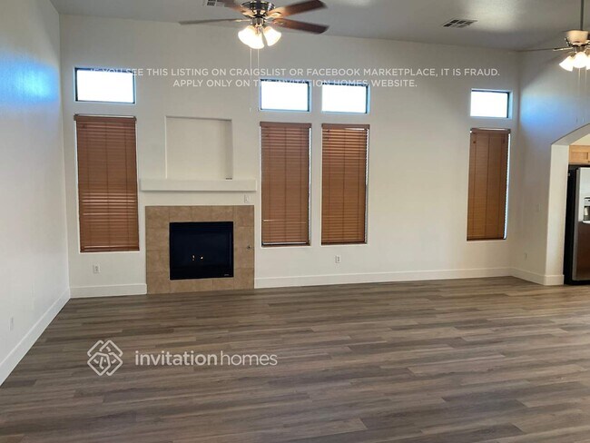 3936 Maldive Isle Ct in Las Vegas, NV - Foto de edificio - Building Photo