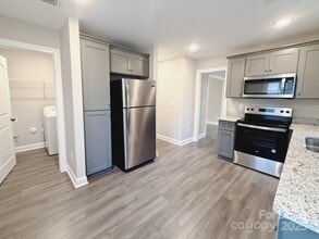 921 Pineridge St SE in Concord, NC - Building Photo - Building Photo