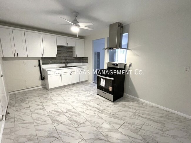 property at 6959 N Atlantic Pl