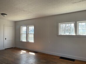 271-273-273 W 2nd St in Springfield, OH - Building Photo - Building Photo