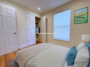 379 Harvard St in Cambridge, MA - Foto de edificio - Building Photo