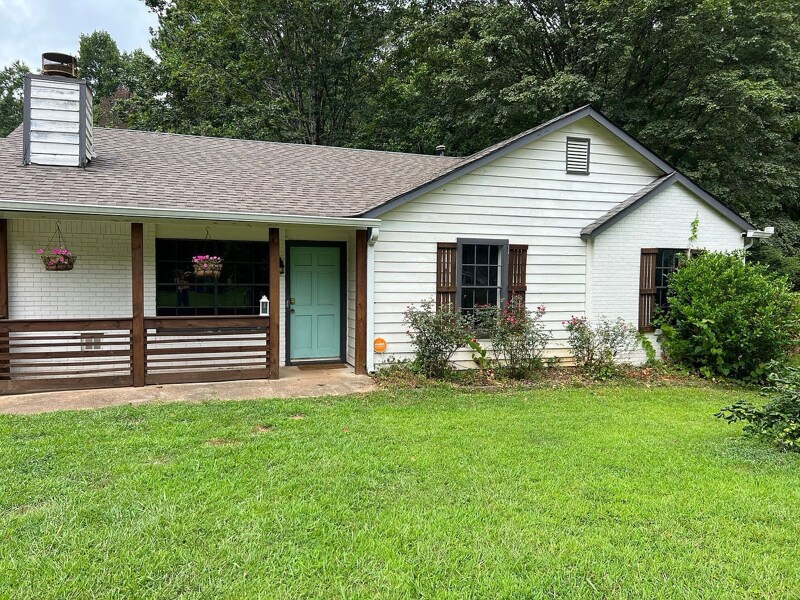 4911 Glenside Ct in Stone Mountain, GA - Building Photo