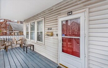 1932 N Karlov Ave in Chicago, IL - Building Photo - Building Photo