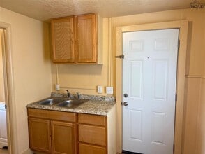 2007 10th St in Wichita Falls, TX - Building Photo - Building Photo