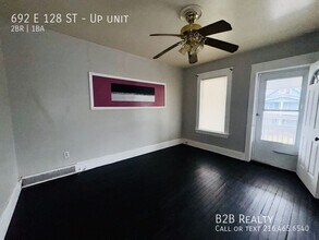 692 E 128th St in Cleveland, OH - Building Photo - Building Photo