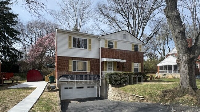 6241 Girard Ave in Cincinnati, OH - Building Photo - Building Photo