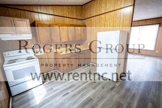 236-238 Crozier St in Henderson, NC - Building Photo - Building Photo