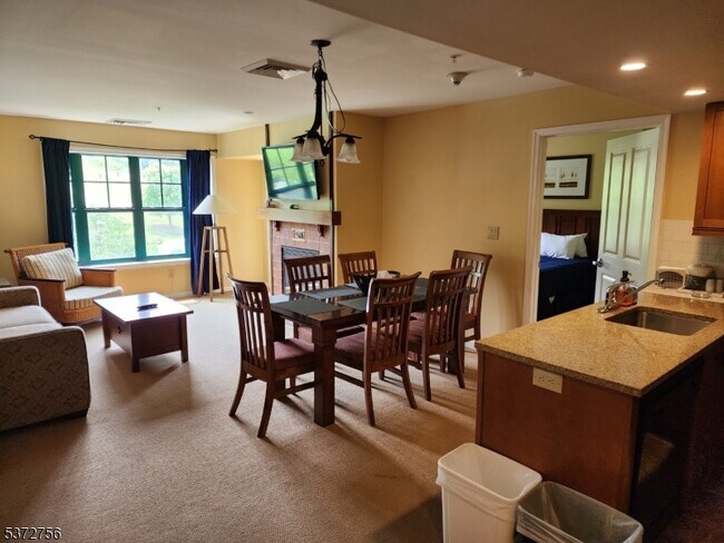 200 NJ-94 in Vernon, NJ - Building Photo - Building Photo