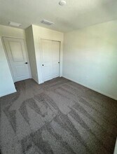 733 Stoney Pointe Cir in Davenport, FL - Foto de edificio - Building Photo