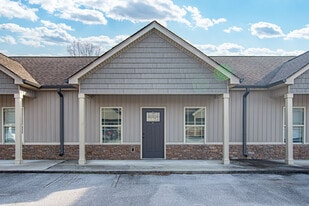 39 Rawlings Ln in Rossville, GA - Building Photo