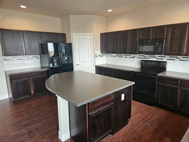 4368 Scenic Ln in Johnstown, CO - Building Photo - Building Photo