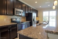 8638 Veronawalk Cir in Naples, FL - Building Photo - Building Photo