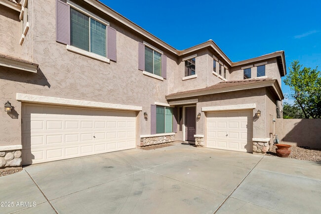 4220 E Marshall Ave in Gilbert, AZ - Building Photo - Building Photo