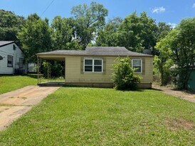 1845 Henry Crumpton Dr in Birmingham, AL - Building Photo