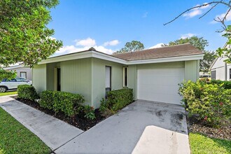 2711 SW Egret Pond Cir in Palm City, FL - Building Photo - Building Photo