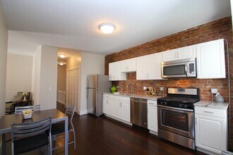 20 Tennyson St, Unit 20 in Somerville, MA - Building Photo - Building Photo