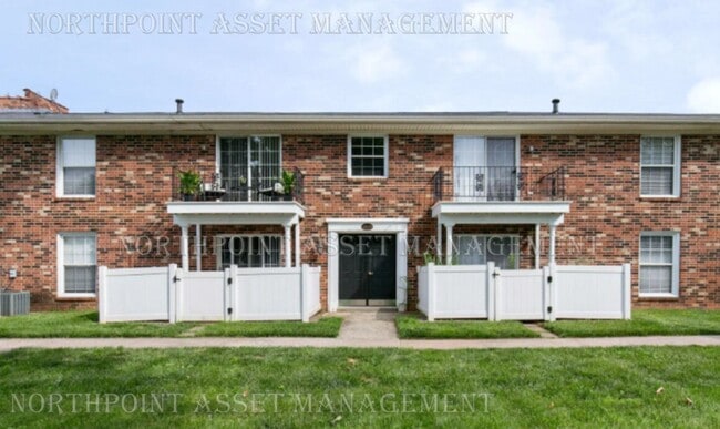property at 4828 Westmar Terrace