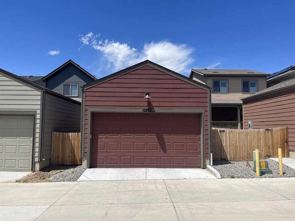 12752 Tamarac St in Thornton, CO - Building Photo