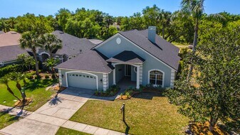 1714 Golfview Dr in Kissimmee, FL - Building Photo