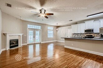 11989 Collins Creek Dr in Jacksonville, FL - Foto de edificio - Building Photo