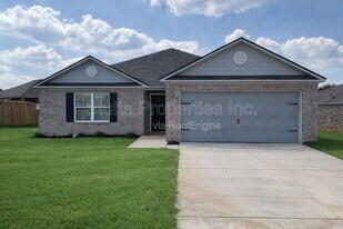 220 Faded Rose Ln in Toney, AL - Building Photo