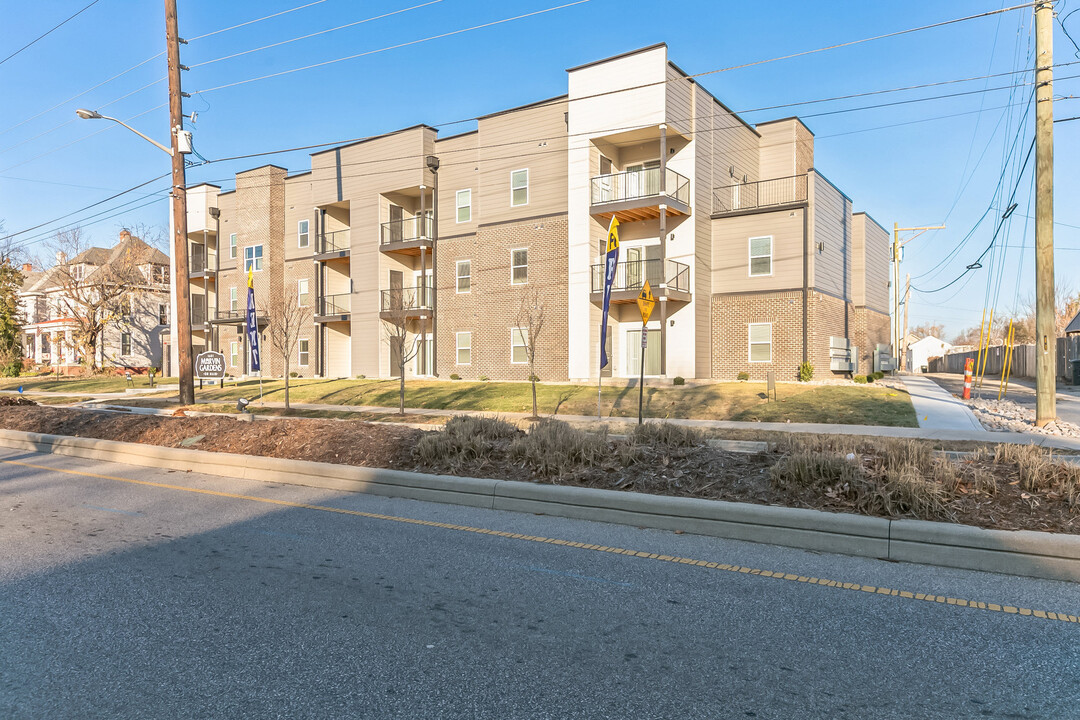 Marvin Gardens Apartments in New Albany, IN - Building Photo